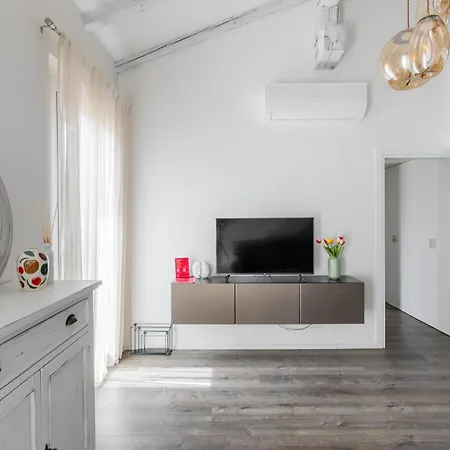 Lejlighed Casa Del Borgo By Wonderful Italy